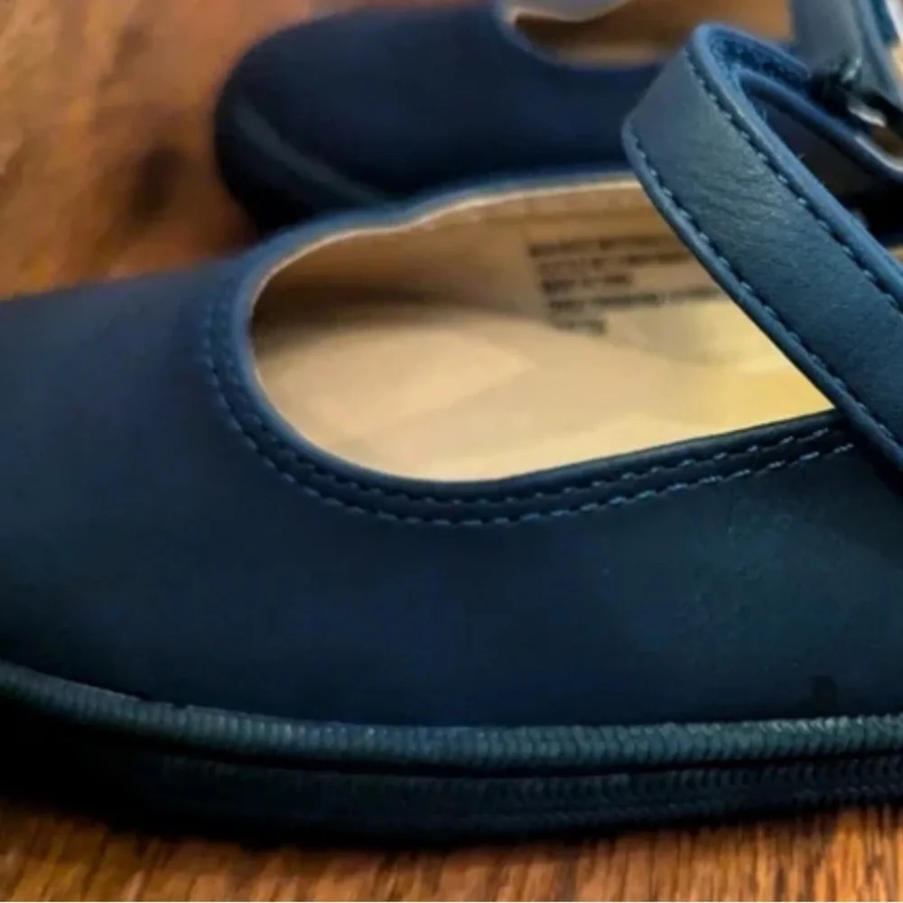 Cat & Jack Omega Mary Jane Uniform Shoes Girls